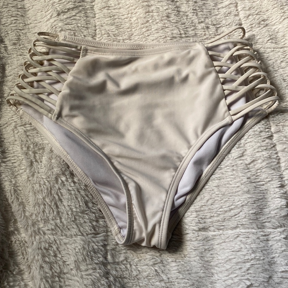 Rue21 small white swim bottoms